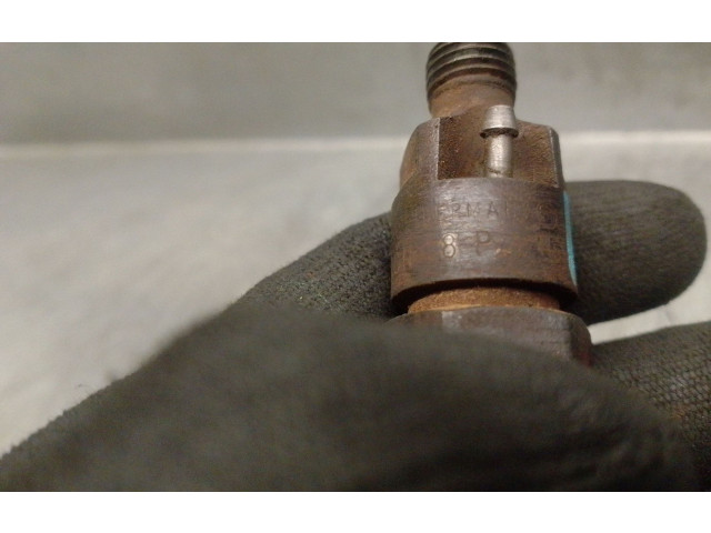 Vstřikovač KCN18P1, KCN18P1 Nissan Serena LD23