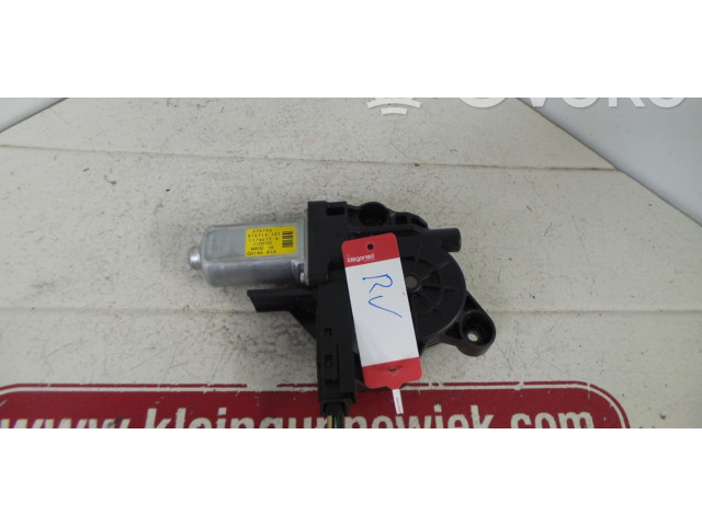 Pojistková skříňka Передний двигатель механизма для подъема окон 070720, 1174077A Volvo XC70 2007