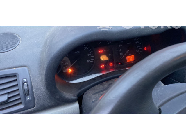 Спидометр (приборный щиток) 8200261119 Renault Clio II