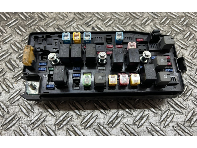 Pojistková skříňka 95202898 Opel Antara 2012