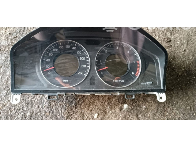 Панель приборов 31254535AA, 69199660U   Volvo V70       