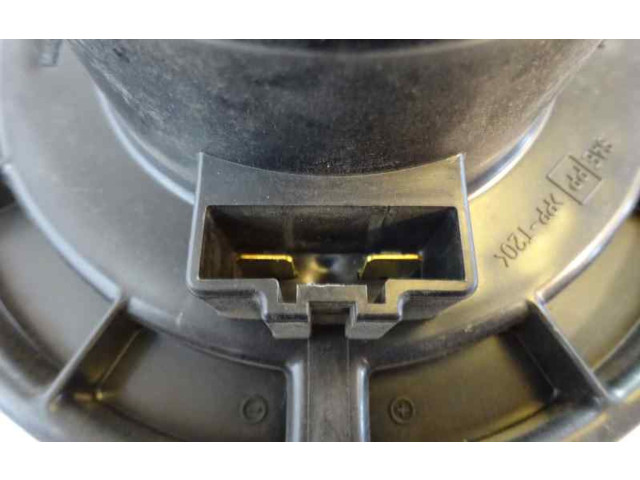 Вентилятор печки Mitsubishi Montero