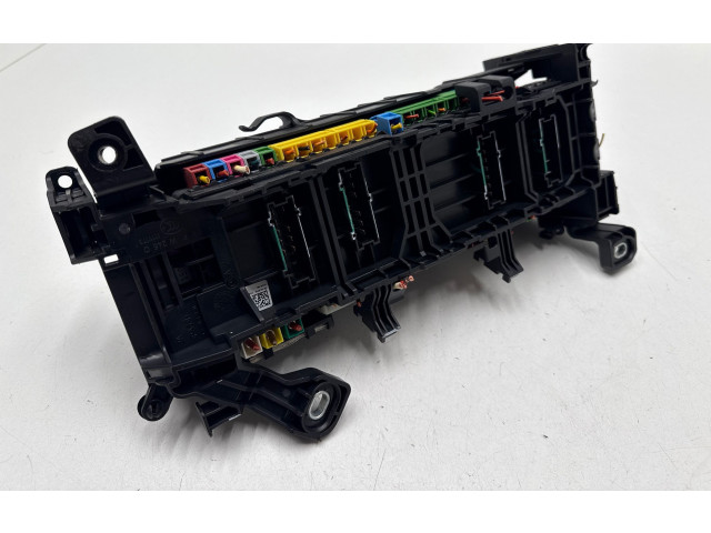 Блок предохранителей A2465402714 Infiniti Q30