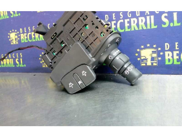 Ручка стеклоочистителей Renault Scenic II - Grand scenic II