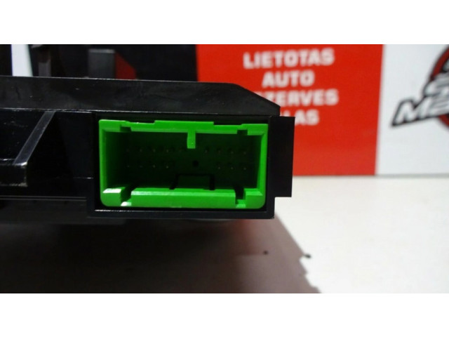 Блок управления климат-контролем 30782910   Volvo S80