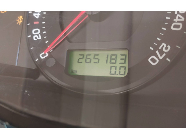 Панель приборов 3U0920811A Skoda Superb B5 (3U)