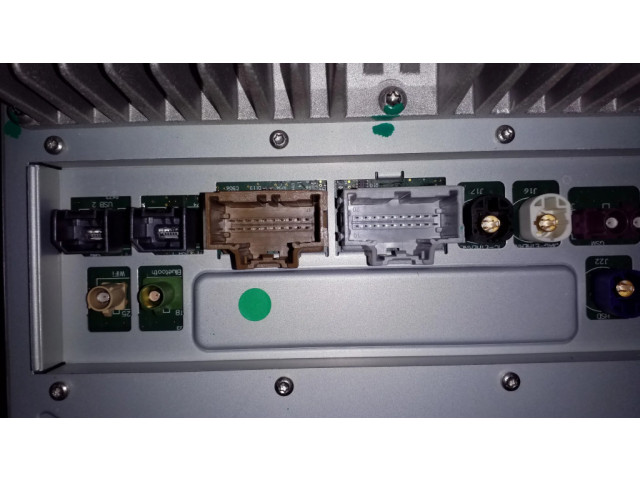 Дисплей 104500603A Tesla Model S