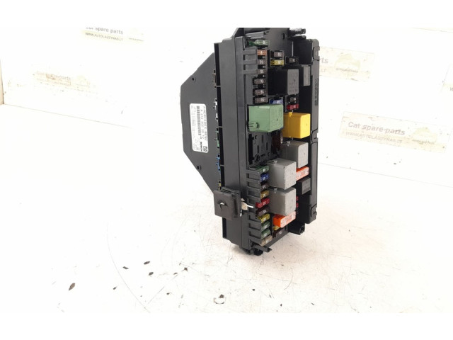 Pojistková skříňka 2129005912, 2129004810 Mercedes-Benz GLK (X204) 2011