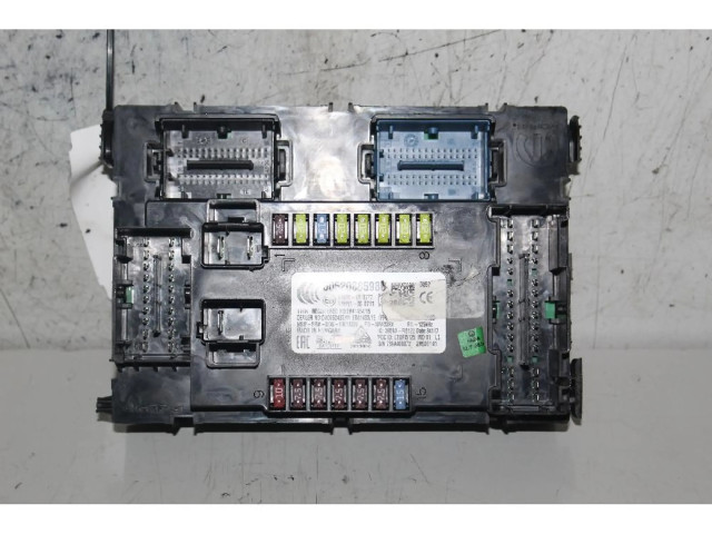 Блок предохранителей    Jeep Renegade    