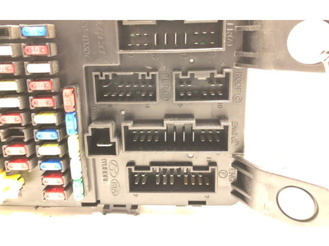 Блок предохранителей  91950-1G080   KIA Rio    