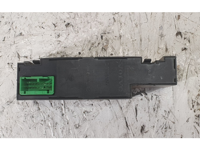 Блок управления 9496959, 12954016   Volvo V70