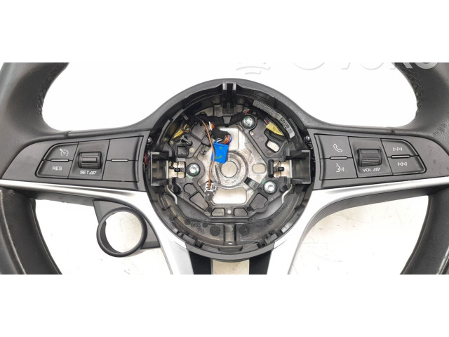 Volant Alfa Romeo Giulia 2018 6000628867