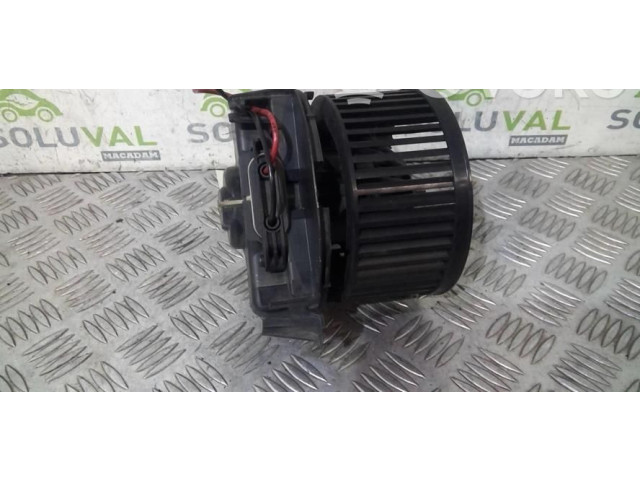 Вентилятор печки    NT   Renault Twingo II