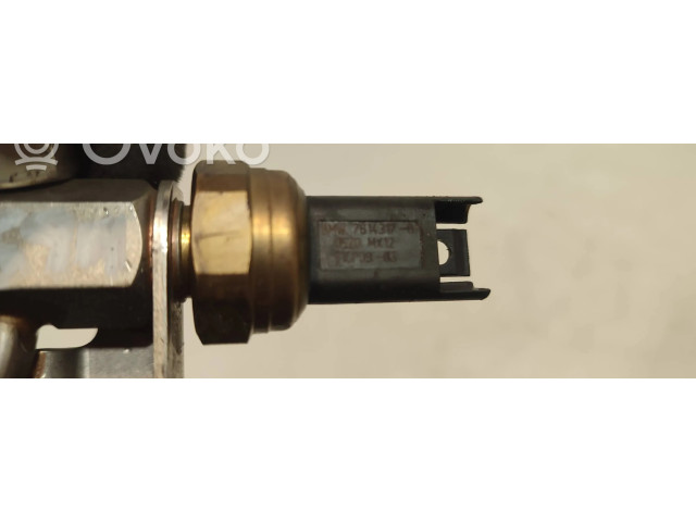 Vstřikovací lišta 7614317 BMW 3 E92 E93 pro benzínový motor 2.0 N43B20A