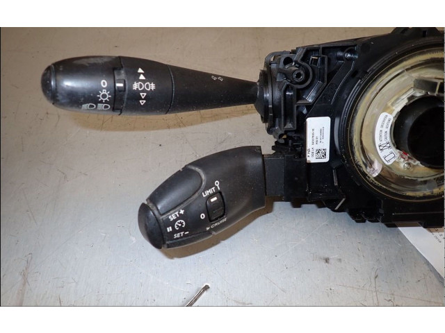 Vstřikovací lišta Citroen C3 KF01