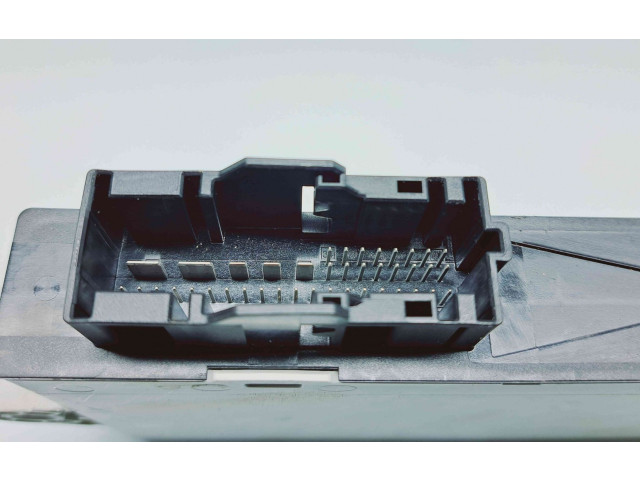 Блок комфорта    BMW X3 F25   