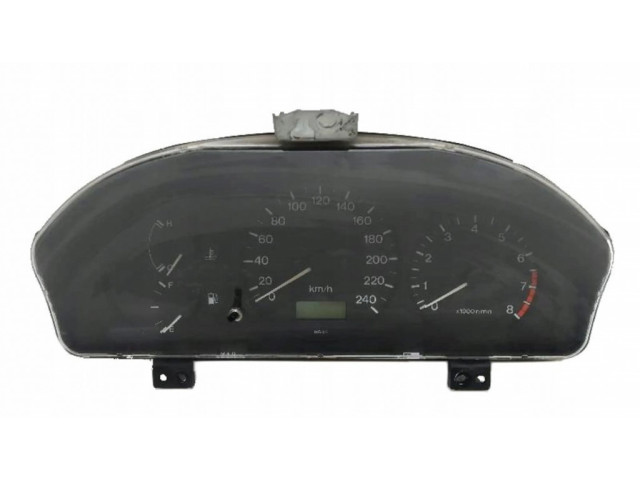 Přístrojová deska  Mazda 323 1998 7MBH1CB  