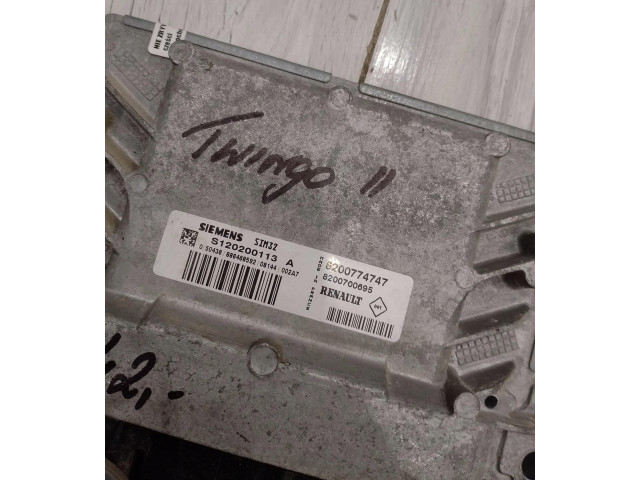 Блок управления двигателем Блок управления S120200113A Renault Twingo II