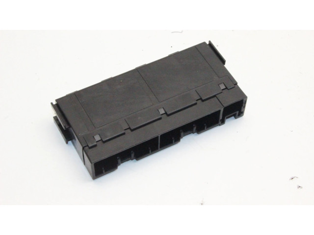   Pojistková skříňka 8264130250   Lexus GS 300 350 430 450H 2006