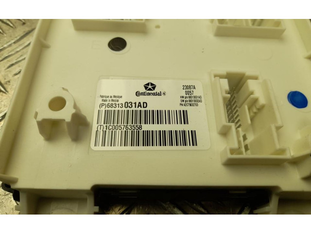 Блок комфорта 68313031AD, G8502   Jeep Grand Cherokee   