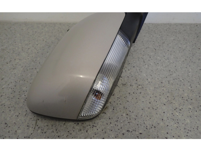 Зеркало электрическое KIA Venga - года