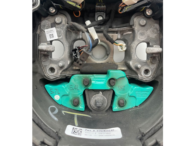 Руль Dodge Challenger - года 68172369AC, SW511289201AN