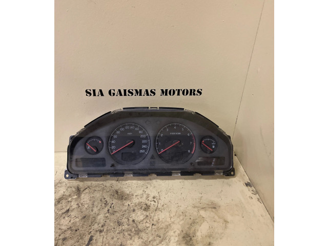 Панель приборов 9459821, 9499668   Volvo V70       