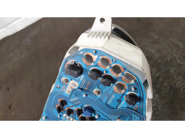 Панель приборов MB899942, 758580 Mitsubishi Colt