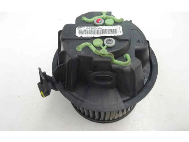 Вентилятор печки       Dacia Duster