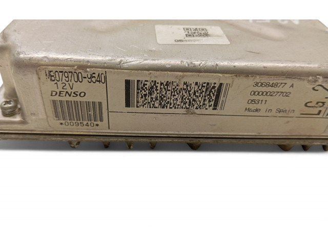 Блок управления двигателем Блок управления 30684877A Volvo V70