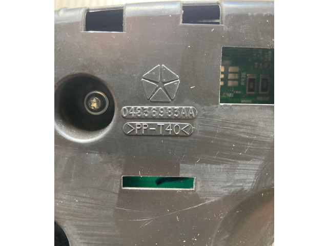 Панель приборов 04836983AA   Chrysler 300 - 300C       