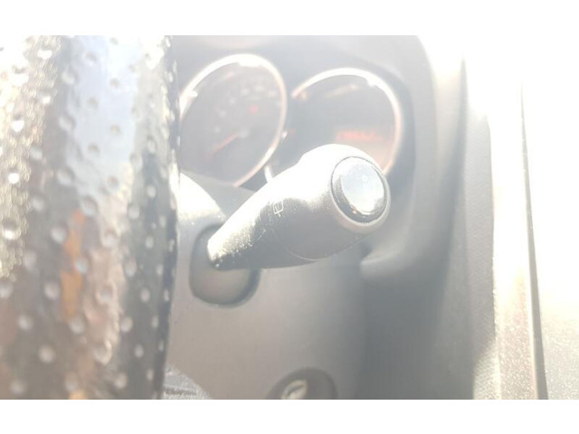 Ручка стеклоочистителей 255401301R Dacia Logan II