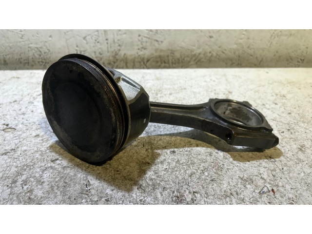 Поршень с шатуном Dodge Challenger для бензинового двигателя 6.4