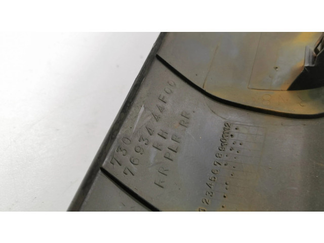 Отделка стойки (B) (верхняя)