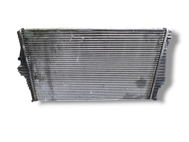 Интеркулер  31274553   Volvo XC90 