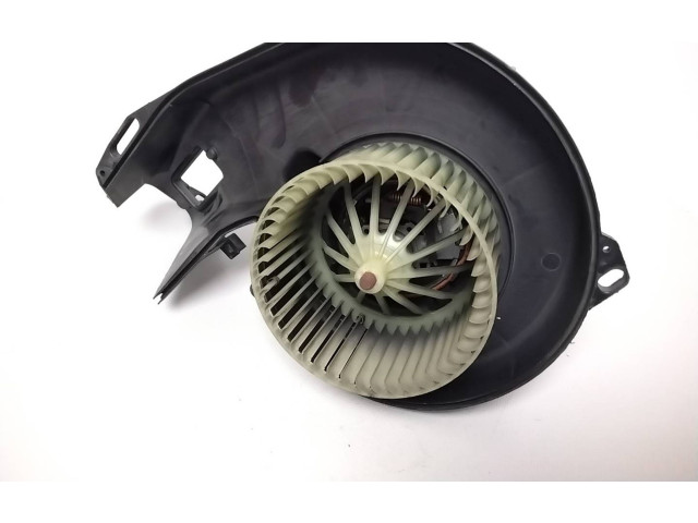 Вентилятор печки    13149484   Opel Meriva A