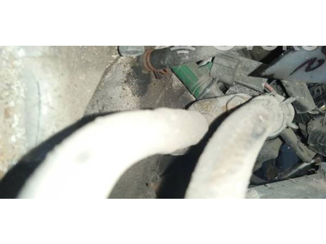 Топливная рампа 201045J, HDA305E   Mitsubishi Grandis  