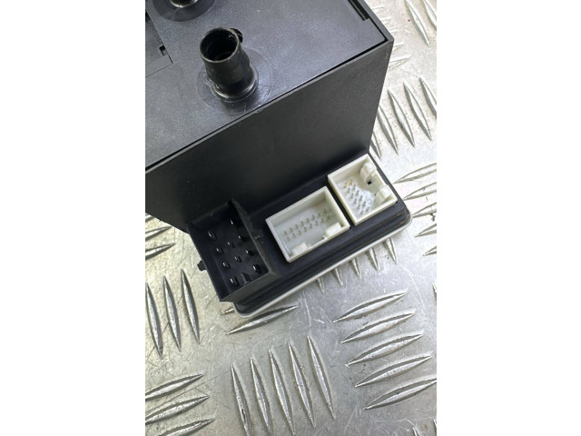 Руль Audi A8 S8 D3 4E 2002 - 2009 года 8L0862257P