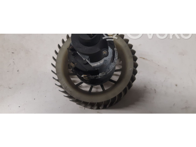 Вентилятор печки    4A0959101A   Audi 100 S4 C4