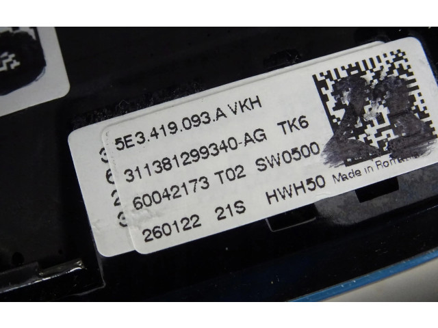 Руль Skoda Scala   -  года 5E3419093A      