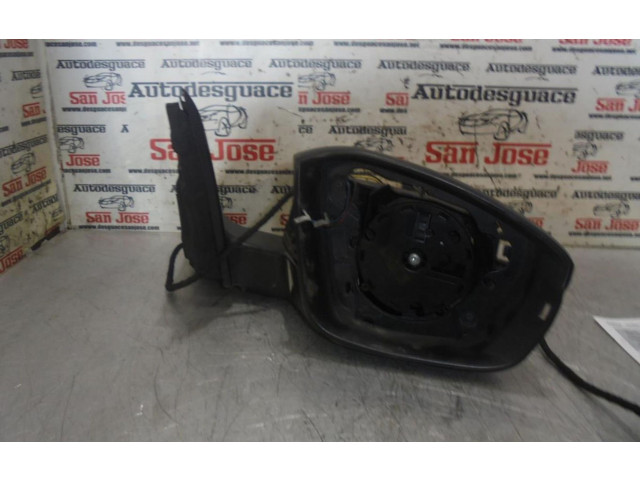 Зеркало электрическое Skoda Octavia Mk3 (5E) 2013 - 2019 года