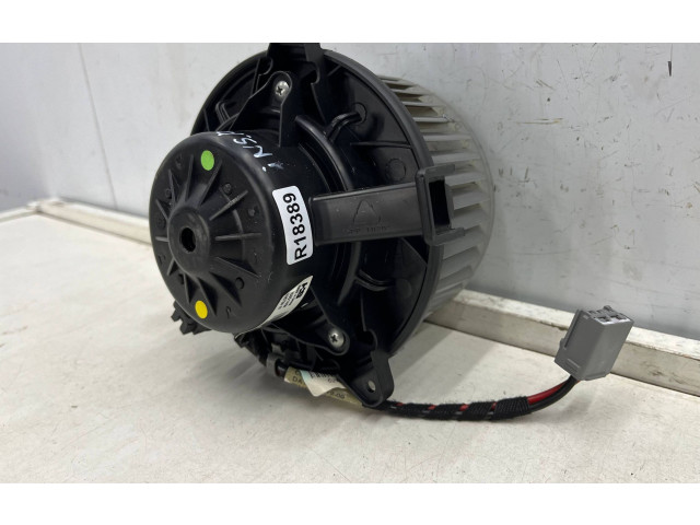 Вентилятор печки  52426734   Opel Meriva B 