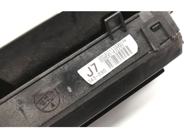 Přístrojová deska Toyota Prius (XW30) 2013 8380047D70