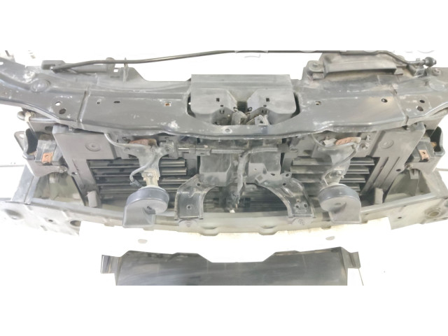 Комплект радиатора MH0115025, DN4E081 Mazda MX-30