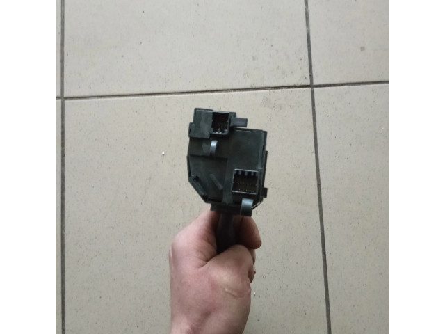 Включатель скорости стеклоочистителей M22670 Honda Accord