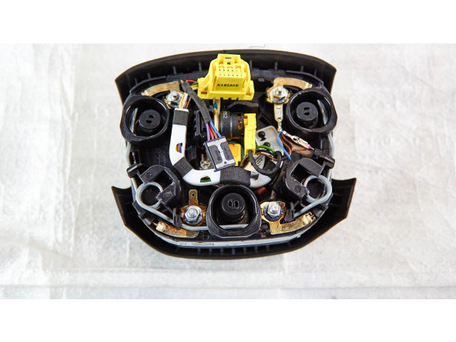 Подушка безопасности водителя 8w0880201ak Audi A4 Allroad