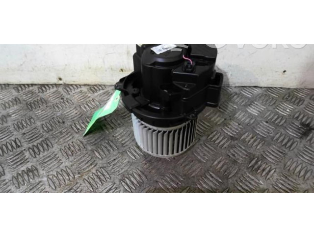 Вентилятор печки    272104788R   Renault Clio V