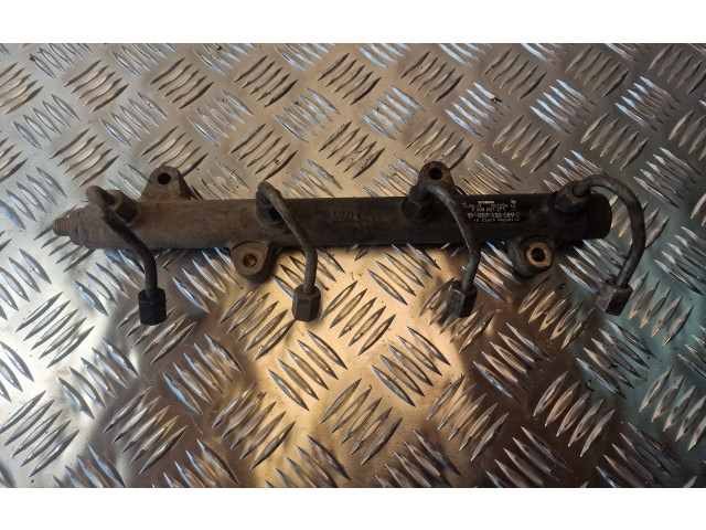 Vstřikovací lišta 057130089C Audi A8 S8 D3 4E