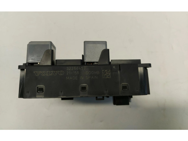 Блок предохранителей  32268453   Volvo XC90    