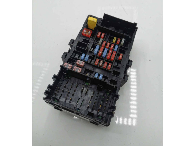   Pojistková skříňka 23418063, 718845576   Cadillac Escalade IV 2016